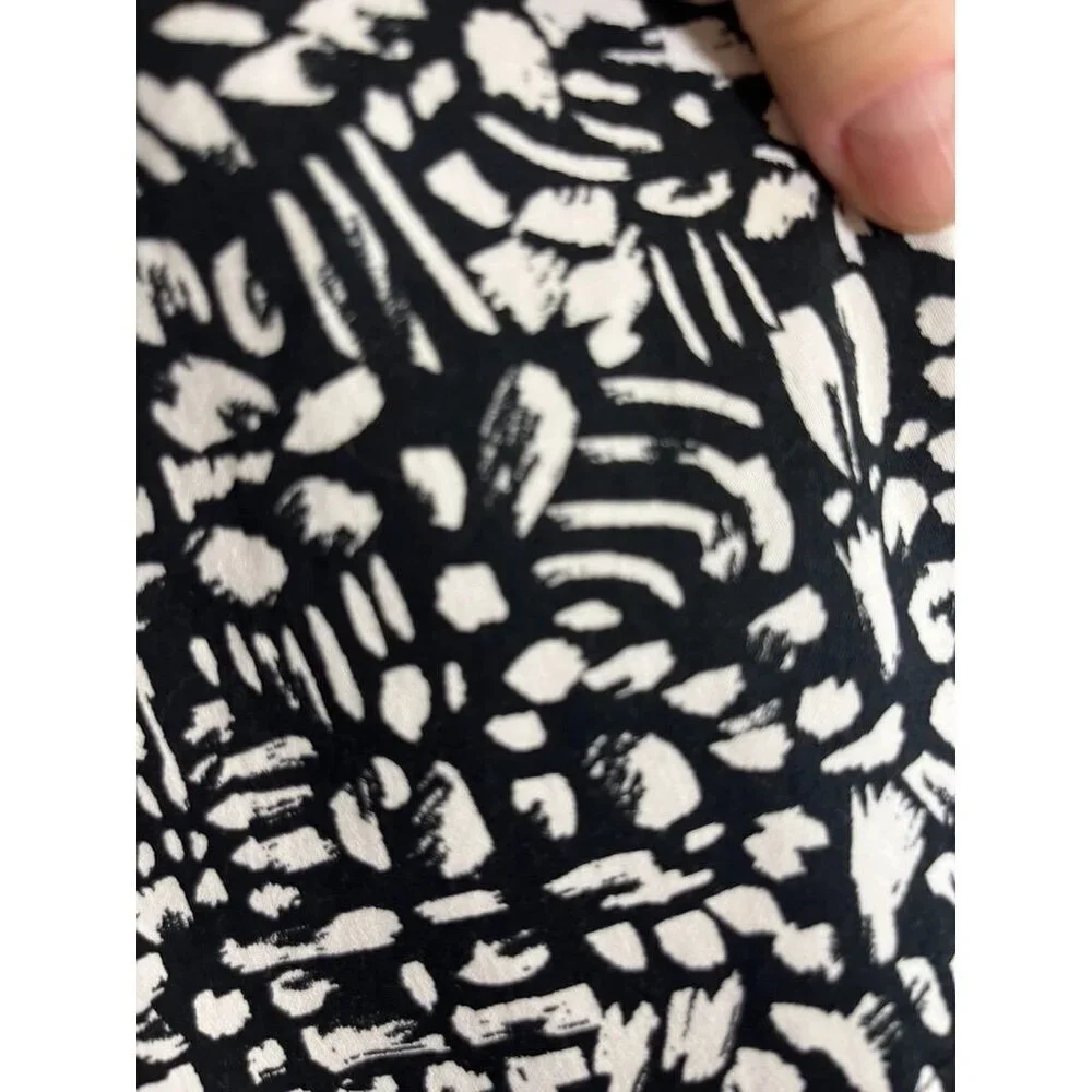 Retro Animal Print Skirt 14 Black Classic Chic Preppy Neutral Minimalist Artsy‎
